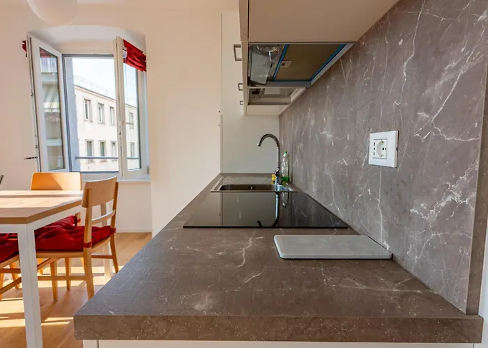 Casa Lumiere Apartment *